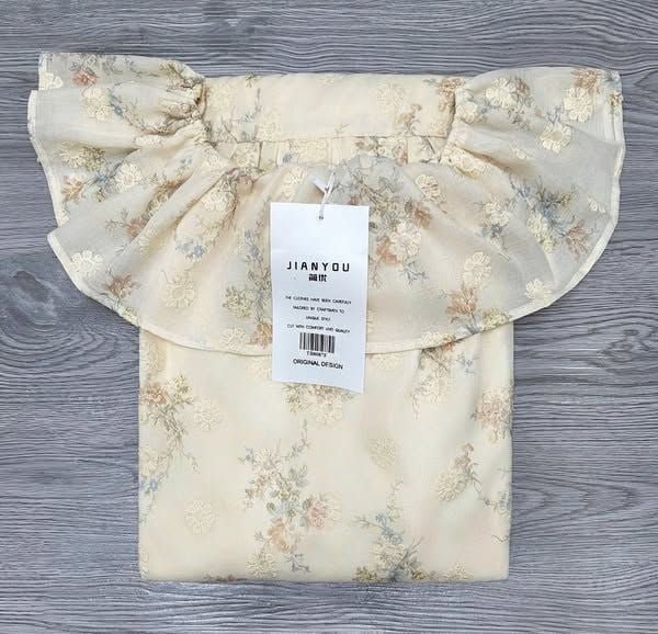 TB8087-Đầm suông bệt vai thêu hoa CC