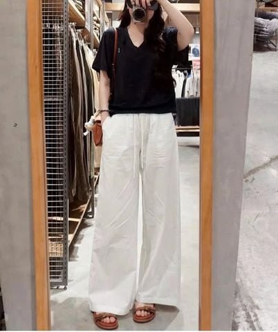 TQ4181-Set áo thun cổ tim thêu ngựa, quần dài Trắng