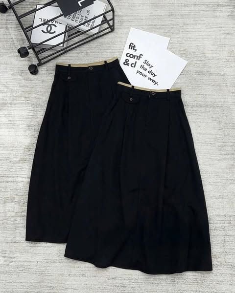 TB8038-Chân váy Đen