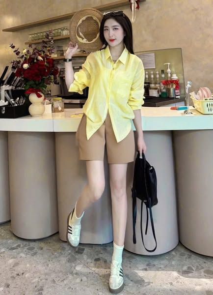 VGU0057-Set áo sơ mi vàng phối túi, quần short Nâu