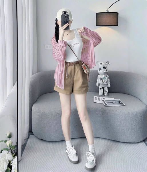 KS0613-Set 4 Món (áo sơ mi sọc hồng +áo ba lỗ in chữ +quần short kaki Nâu+nịt)