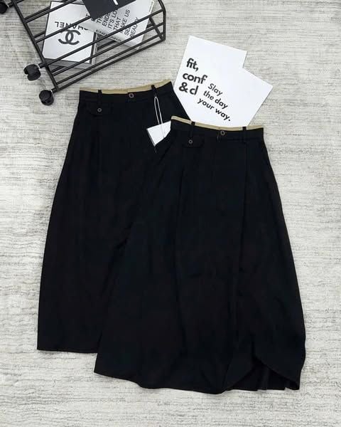 TB8038-Chân váy Đen