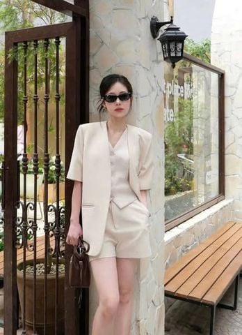 TB7973 SET GILE QUẦN SHORT KÈM KHOÁC VEST (KEM)