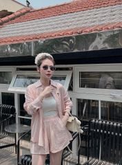 TB8044-Set áo sơ mi thêu kitty, quần short sọc Hồng (2 món)