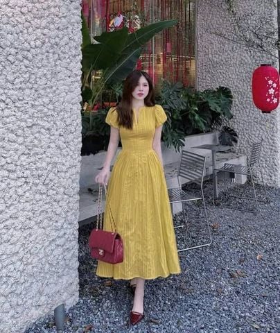 TQ1779-Đầm dài tay phồng Vàng