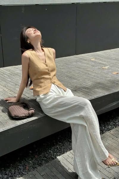 VGU0140-Set áo gile nâu, quần dài Trắng