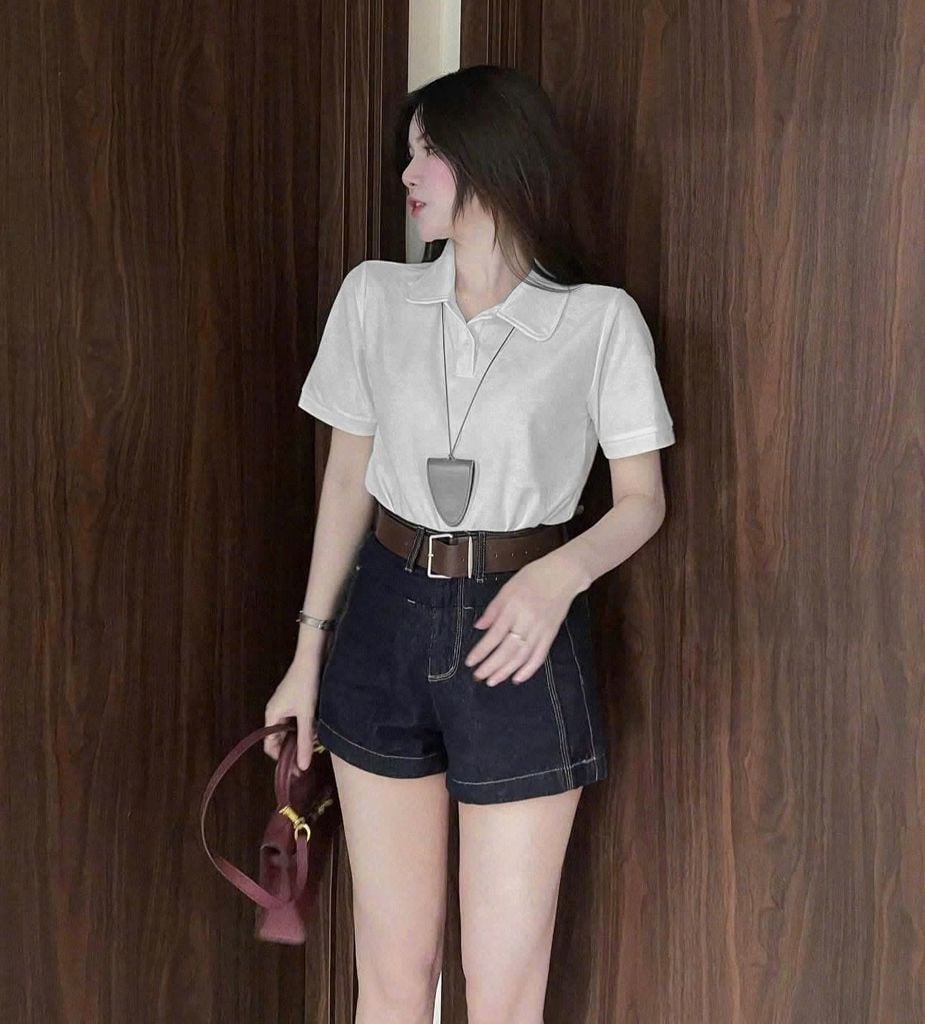 KS0614- Set áo thun trắng cổ sen, quần short jean +nịt