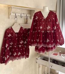 VRA0589-Set áo babydoll cổ V+quần short thêu họa tiết nơ Đỏ (kèm áo 2dây)