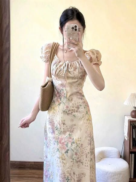 KS0676-Đầm xô thêu họa tiết hoa Kem
