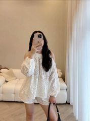 KS0679-Set kate thêu áo cổ yếm hở vai, quần short Trắng