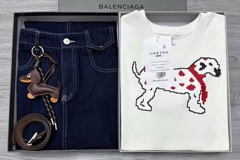 TB8191-Set áo thun trắng in hình+nịt+CV jean Xanh (kèm charm)