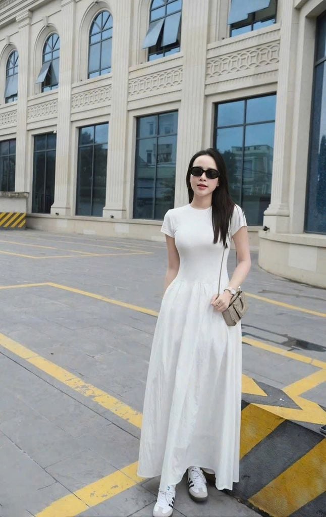 TB8169 ĐẦM TRẮNG BASIC DÁNG DÀI
