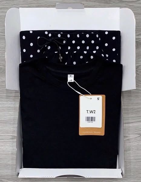 KS0714-Set áo thun đen, quần linen gân chấm bi Đen