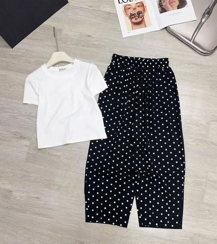 KS0715-Set áo thun trắng, quần linen gân chấm bi Đen