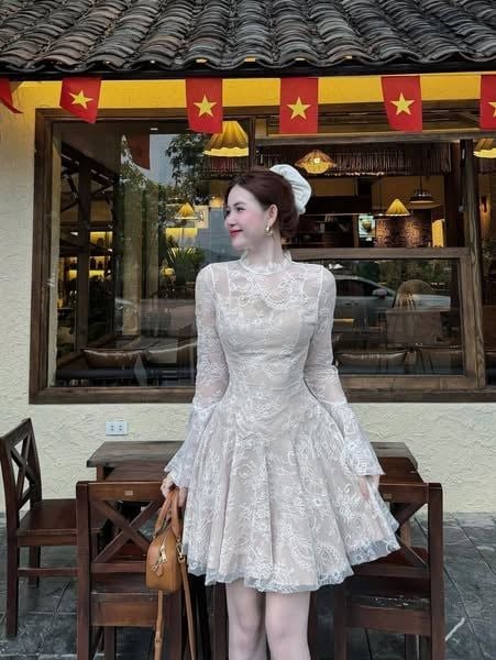 VGU9801 ĐẦM REN NGẮN TK TAY LOE