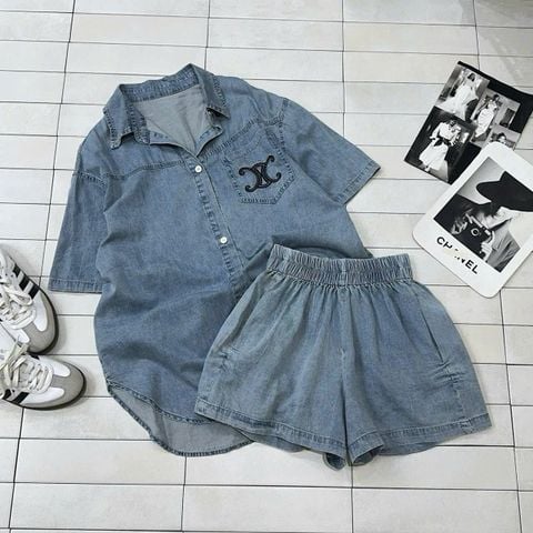 TB8132-Set jean, áo sơ mi phối thúi thêu logo+quần short X.Đậm (2 món)