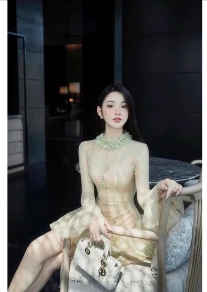 VGU0235 ĐẦM REN XANH TK TAY LOE CAO CẤP