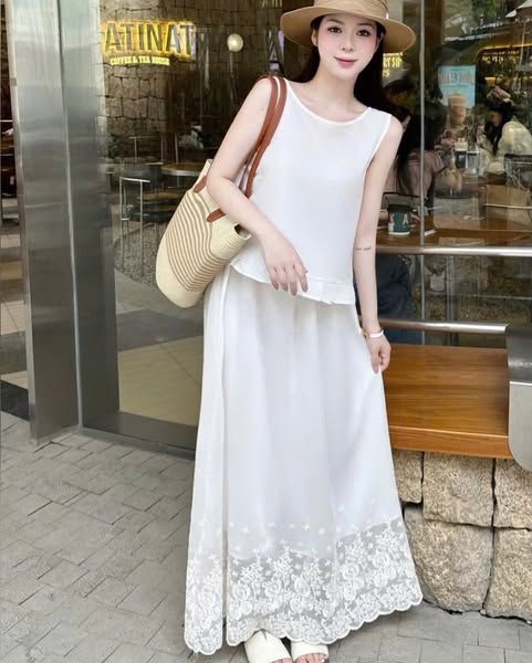 VGU0237 Set áo sát nách viền bèo, cv ren thêu Trắng