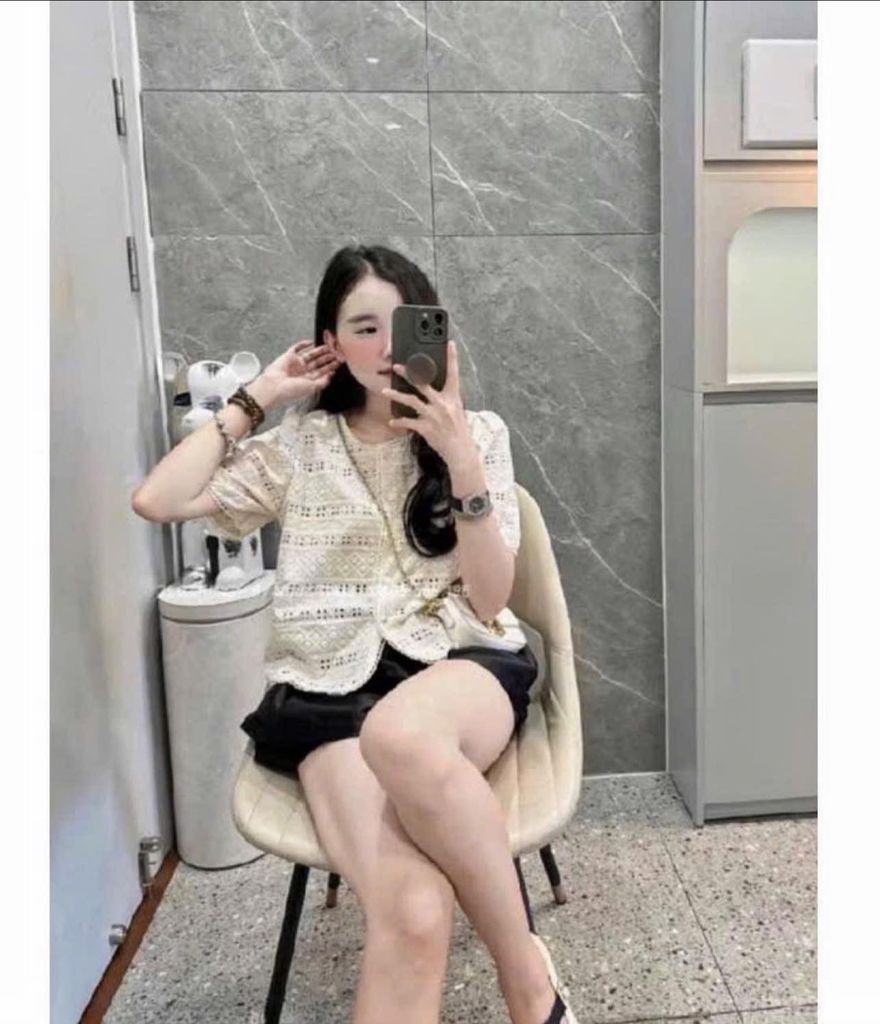 KS0739-Set áo kate thêu phối ren tròn, quần short Đen