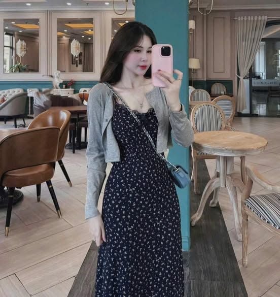TB8259-Set váy thun 2 dây hoa nhí+áo khoác