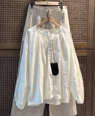 VGU0258-Set áo trắng li cổ, quần dài Kem