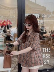 TB8280-Set áo sơ mi caro nâu thêu ngựa, quần short Kem