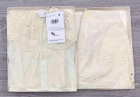 KS0746-Set hoa thêu Kem