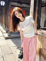 KS0754-Set áo thun trắng in nơ, quần dài caro