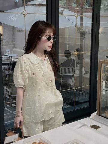 TQ1797- Set áo cổ sen+quần short thêu hoa lỗ Kem