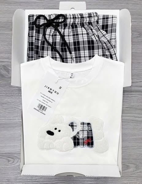 TB8311-Set áo thun trắng đính cún nổi, quần dài caro