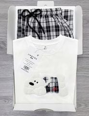 TB8311-Set áo thun trắng đính cún nổi, quần dài caro