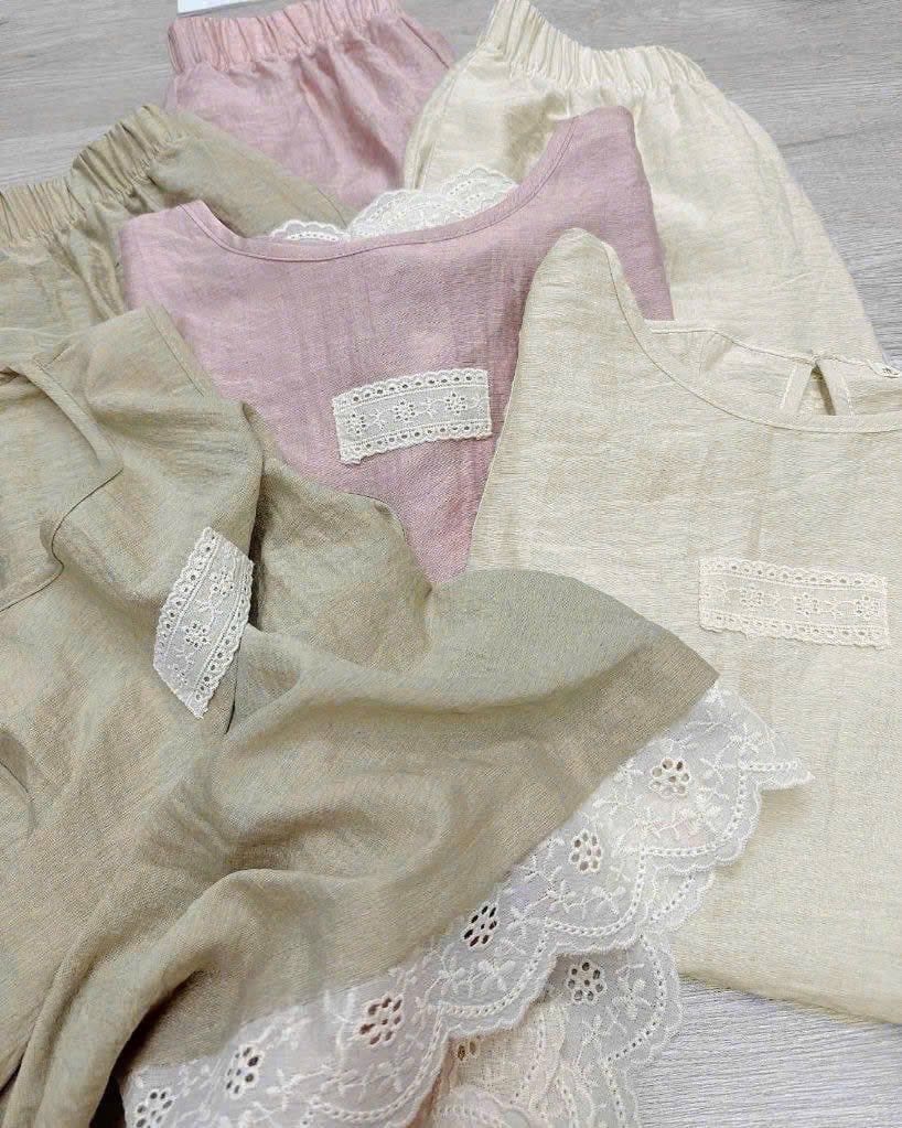 KS0769-Set áo phối chân ren, quần short Nâu