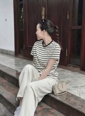 TB8363-Set áo thun sọc ngang thêu cún, quần dài ống rút dây Kem