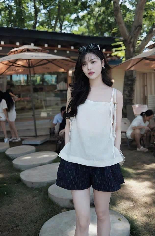 TQ4276-Set áo 2 dây trắng, quần short