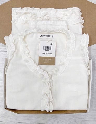TQ4290-Set linen, áo sát nách+quần suông viền bèo Trắng Kem