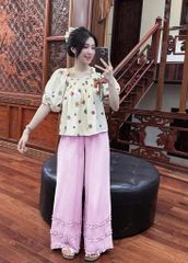 TQ4288-Set áo cổ vuông thêu hoa CC, quần dài nhúng bèo Hồng