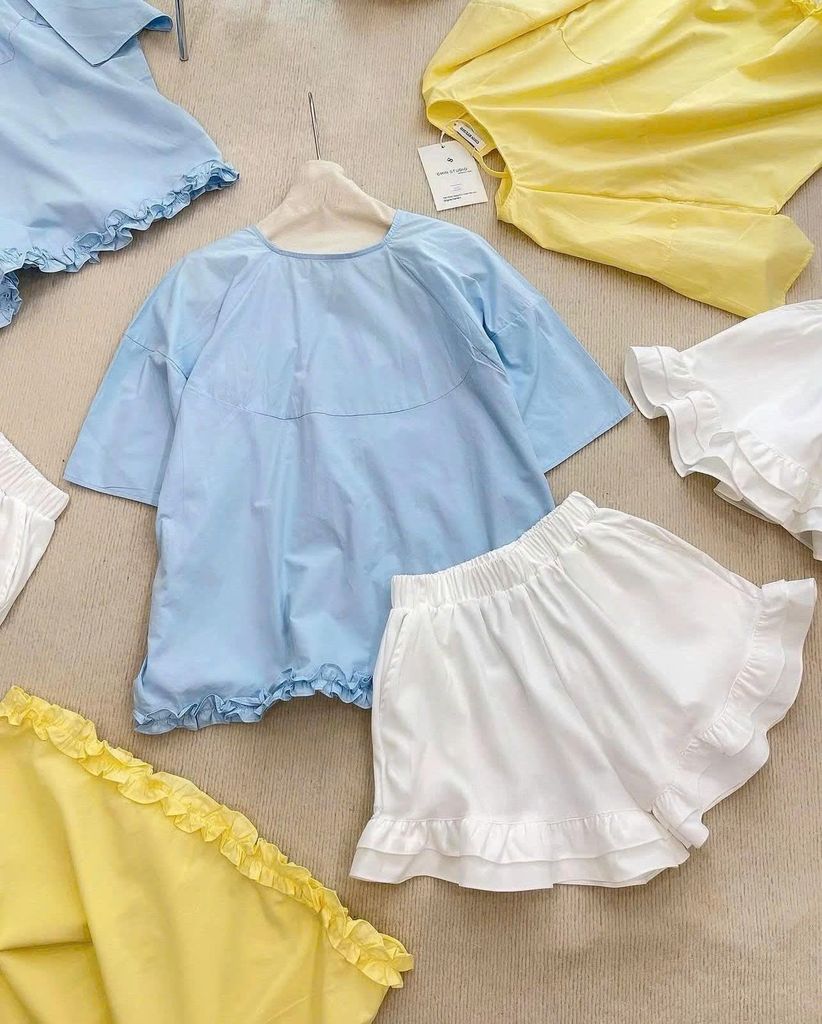TQ4299-Set basic áo xanh+ quần short nhúng bèo tầng Trắng