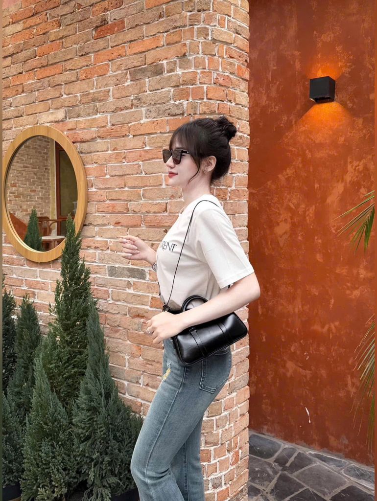 VGU0367-Quần jean ống loe mài rách (quần lẻ)