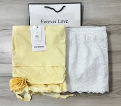 VGU0357-Set áo bệt vai eo đính hoa, CV ren dài Trắng