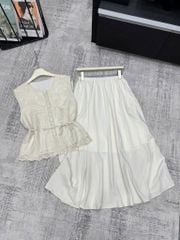 KS0799-Set áo ren thêu nút bọc phối túi CC, CV dài Kem