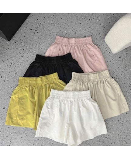 KS0805-Quần short Vàng
