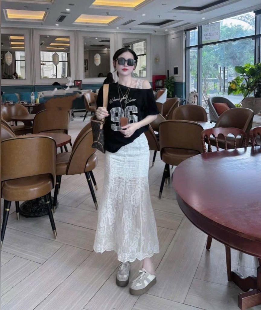 TB8377-Chân váy đuôi cá thêu Trắng (lẻ)