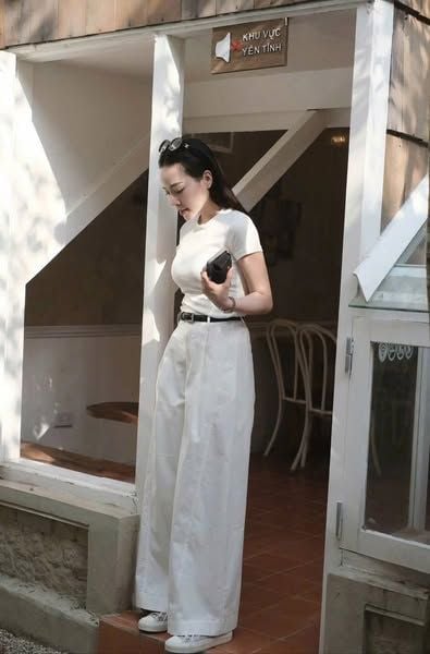 TB8355-Set basic, áo thun body+quần suông Kem+nịt