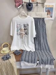 KS5125-Set áo thun trắng in hình cún, quần caro Đen phối ren+cột tóc