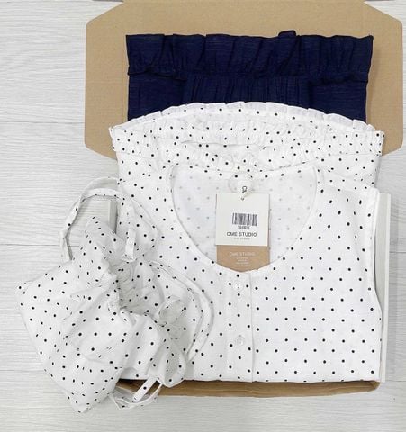 TQ4307-Set linen, áo chấm bi trắng+quần suông viền bèo X.Đen+Túi