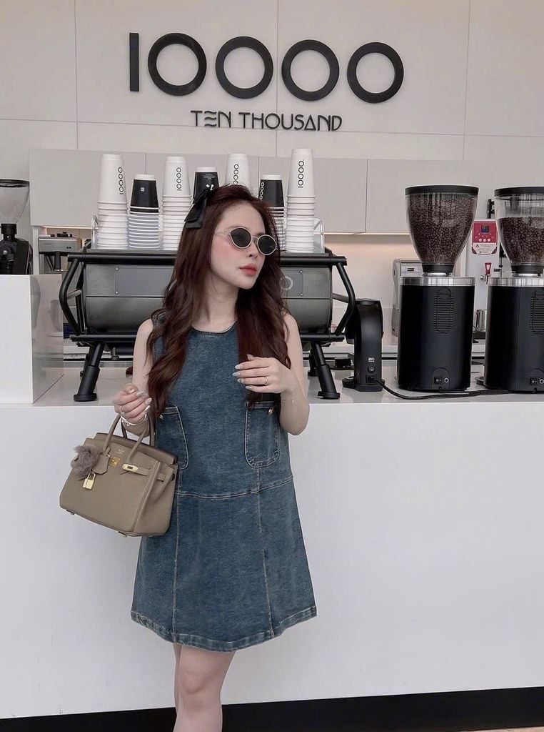 TB8385-Đầm jean suông phối túi