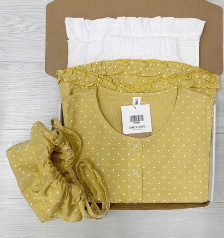 TQ4306-Set linen, áo chấm bi vàng+quần suông viền bèo Trắng +Túi