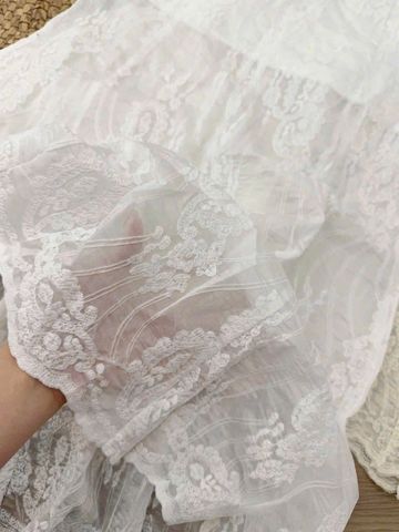 TB8377-Chân váy đuôi cá thêu Trắng (lẻ)