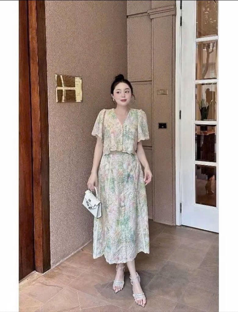 KS0800-Set kate thêu họa tiết hoa, CV dài phối ren CC