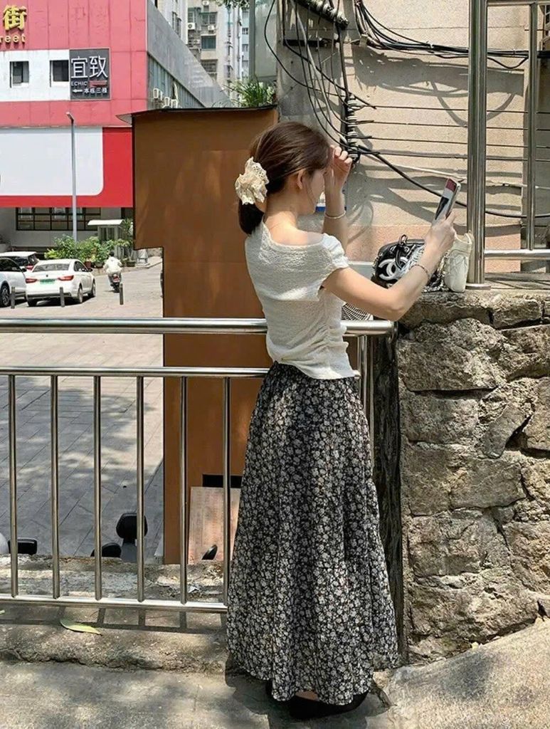 VRA0631-Set áo nhúng eo, CV hoa Đen